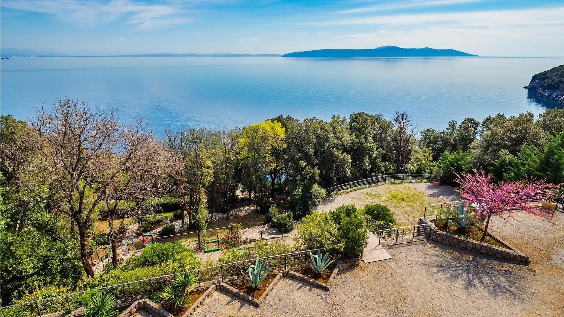 2 Bedroom Cozy Apartment In Mošćenička Draga Croácia
